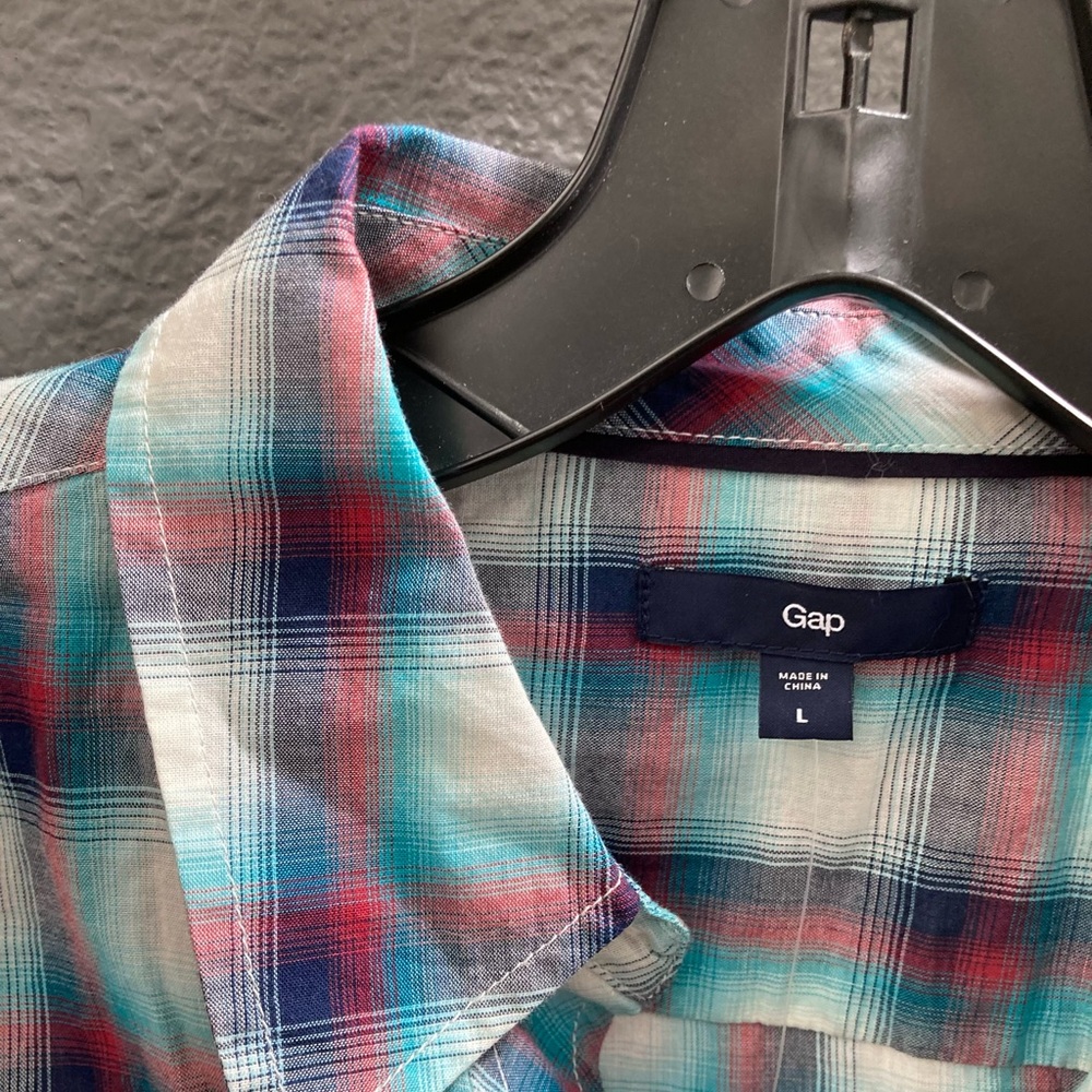 🫐3/$40🫐 NWT GAP Plaid, long-sleeve, 100% lightweight cotton shirt - Picture 6 of 17
